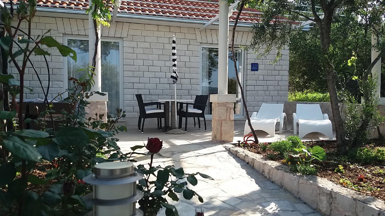 Bed&Breakfast Villa Vrgorac Orebić Esterno foto
